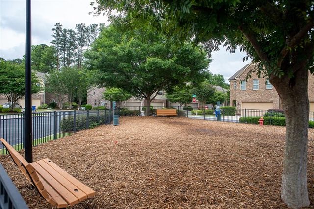 2160 Crestridge Trail NE, Atlanta, GA 30329