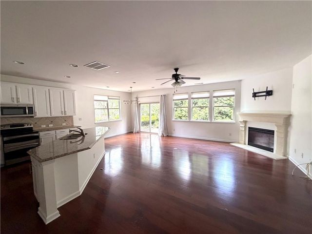 2160 Crestridge Trail NE, Atlanta, GA 30329