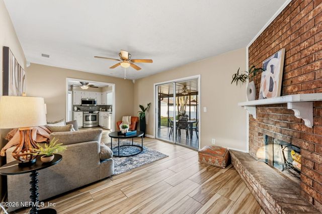 3472 RED OAK Circle E, Orange Park, FL 32073