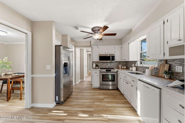 3472 RED OAK Circle E, Orange Park, FL 32073