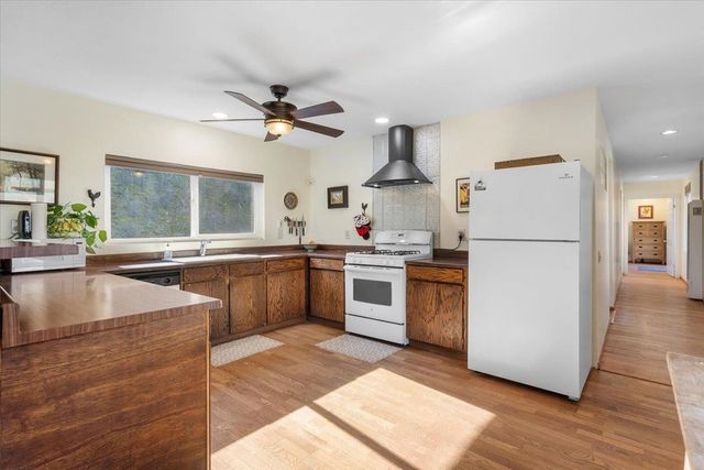 17370 17370 Mines Rd, Livermore, CA 94550