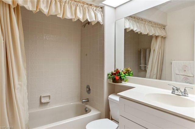 13020 Amberley CT 305, Bonita Springs, FL 34135