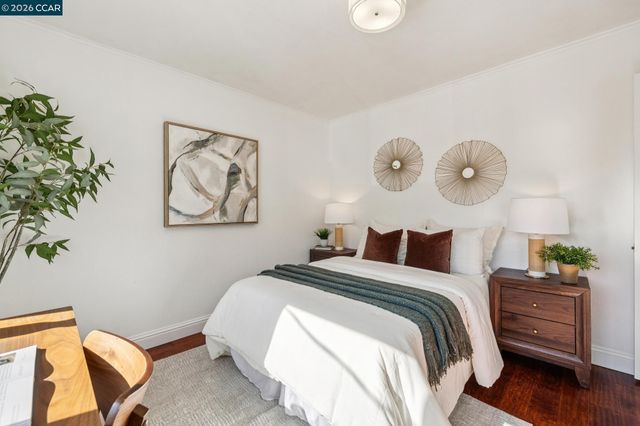 4037 Rusting Ave, Oakland, CA 94605