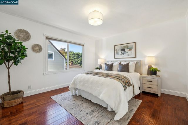 4037 Rusting Ave, Oakland, CA 94605