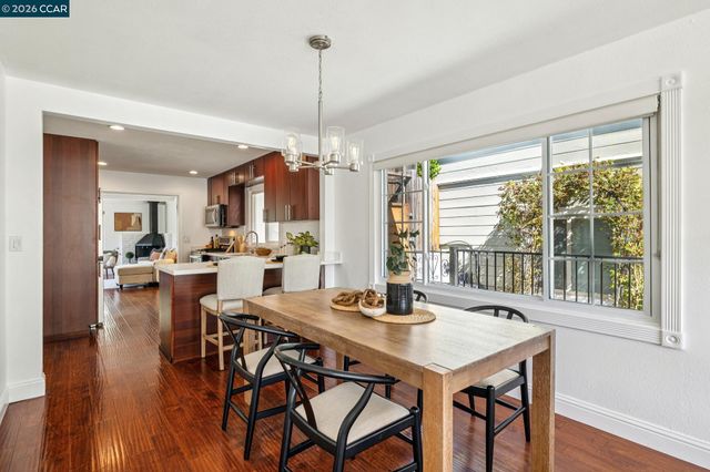 4037 Rusting Ave, Oakland, CA 94605