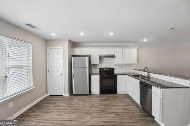 4422 Pinscher Street, Union City, GA 30291