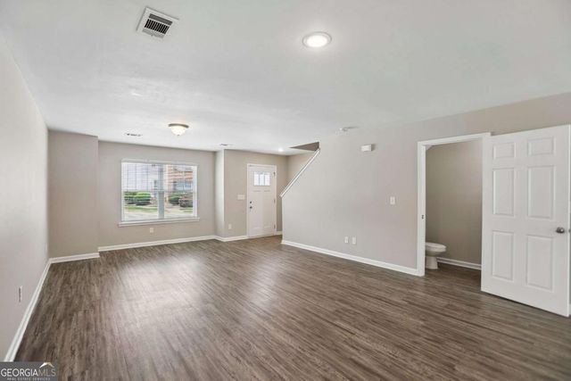 4422 Pinscher Street, Union City, GA 30291