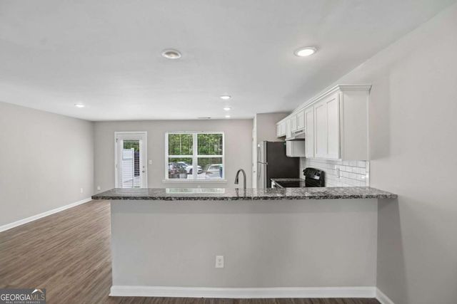 4422 Pinscher Street, Union City, GA 30291