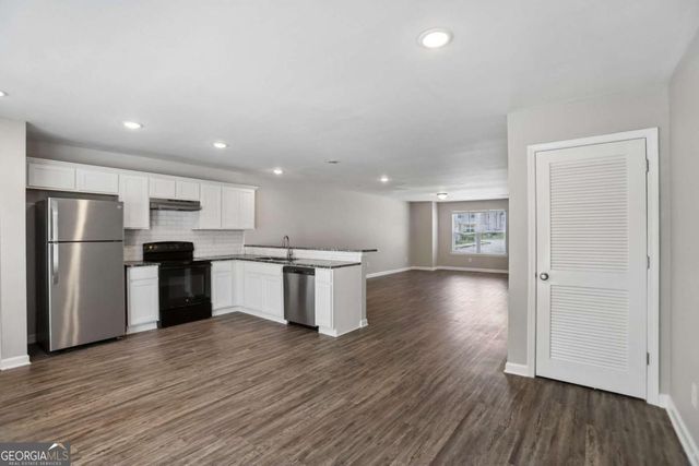 4422 Pinscher Street, Union City, GA 30291