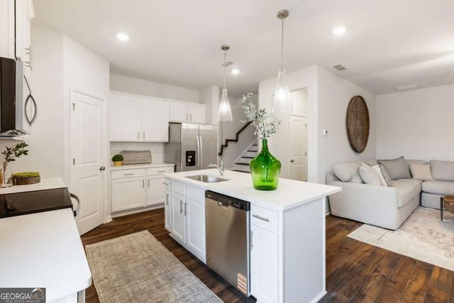 2750 Willowtree Circle, Kennesaw, GA 30144