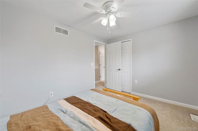 4902 Hubbard Drive, Troy, MI 48085