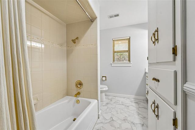 3500 Bella Vista Drive, Midwest City, OK 73110