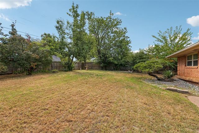 3500 Bella Vista Drive, Midwest City, OK 73110