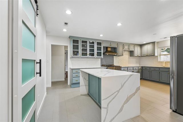 3500 Bella Vista Drive, Midwest City, OK 73110