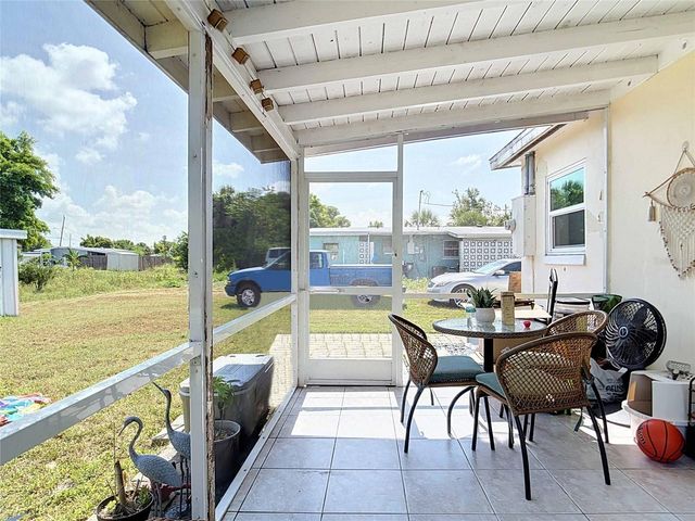 21362 HEPNER AVENUE, Port Charlotte, FL 33952