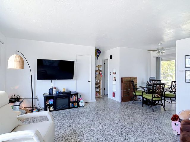 21362 HEPNER AVENUE, Port Charlotte, FL 33952