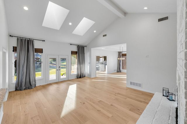 2636 Brookside Drive, Irving, TX 75063