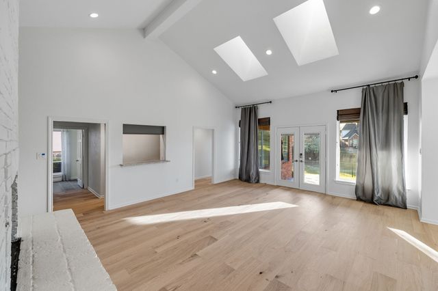 2636 Brookside Drive, Irving, TX 75063