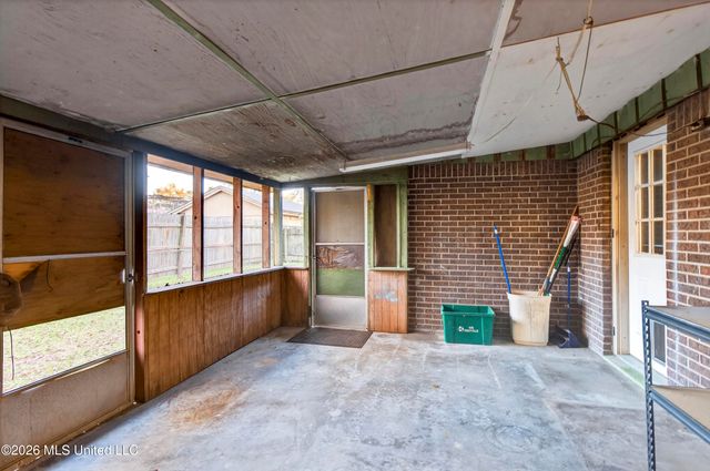 109 Stennis Avenue, Ocean Springs, MS 39564