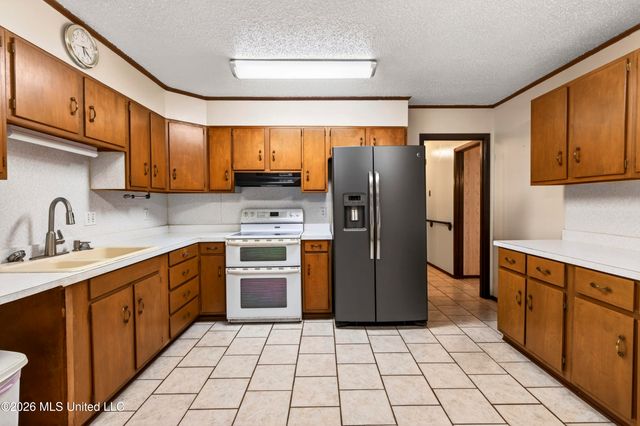 109 Stennis Avenue, Ocean Springs, MS 39564