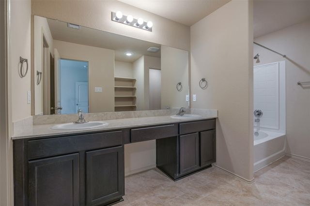 23603 Umbrella Pine, Tomball, TX 77375