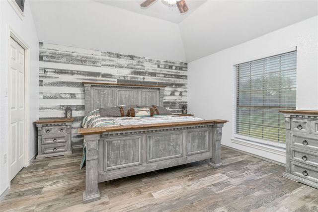 803 Green Street, Rio Vista, TX 76093