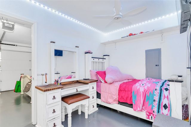 803 Green Street, Rio Vista, TX 76093