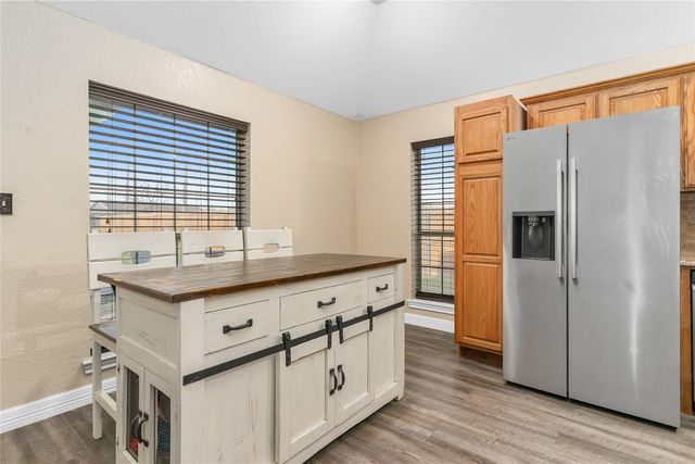 803 Green Street, Rio Vista, TX 76093