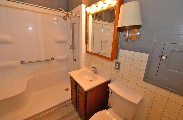 2000 Slauson AVENUE, Racine, WI 53403