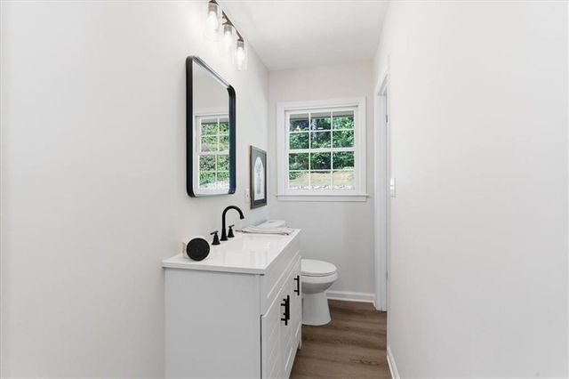 395 Ben Avenue SW, Lilburn, GA 30047