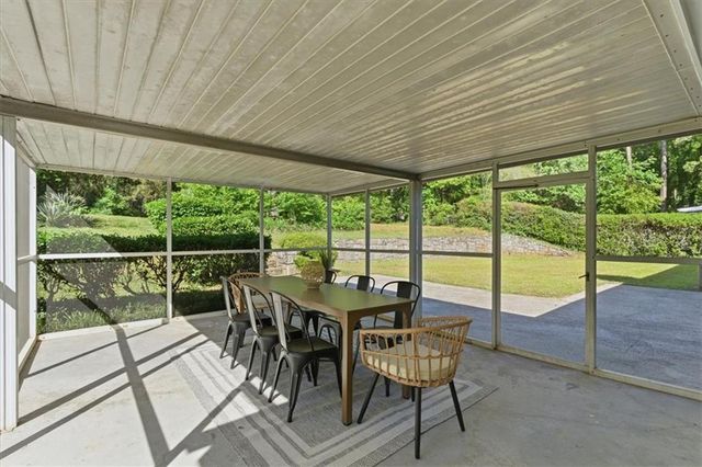 395 Ben Avenue SW, Lilburn, GA 30047