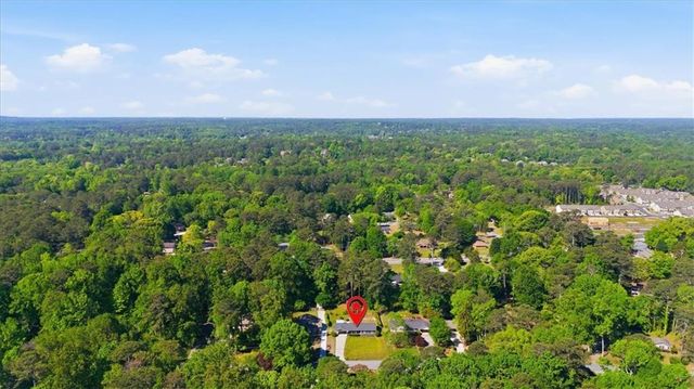 395 Ben Avenue SW, Lilburn, GA 30047