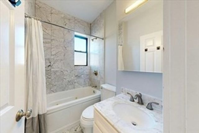 75 Burbank St 501, Boston, MA 02115