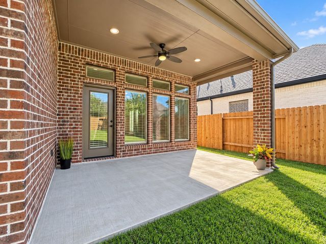 146 Dove Springs Court, Conroe, TX 77304