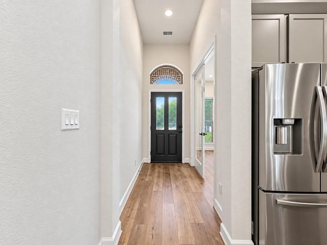 146 Dove Springs Court, Conroe, TX 77304
