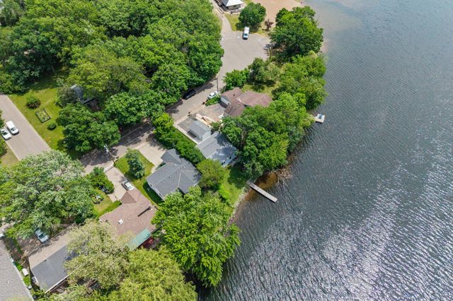 428 Glenbrook Avenue N, Oakdale, MN 55128