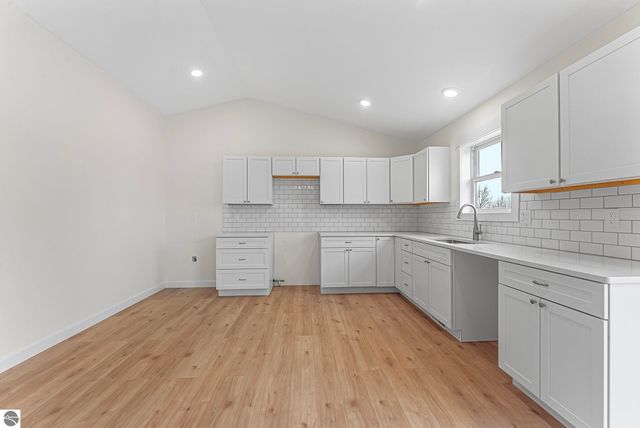 5436 Revella Lane, Grawn, MI 49637