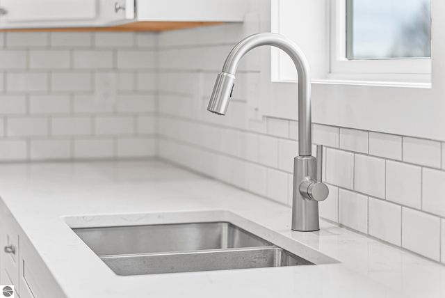 5436 Revella Lane, Grawn, MI 49637