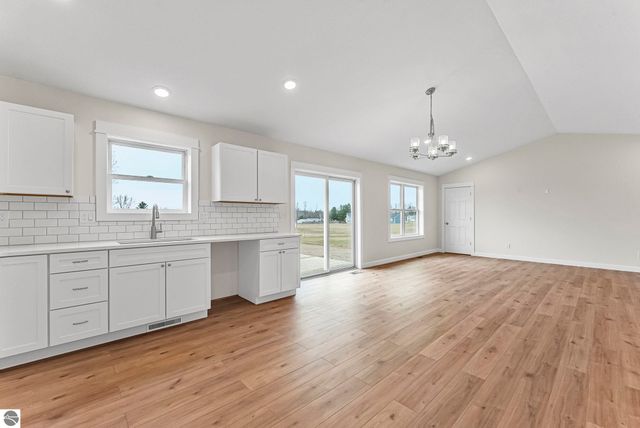 5436 Revella Lane, Grawn, MI 49637