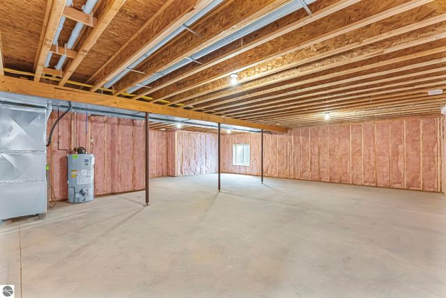 5436 Revella Lane, Grawn, MI 49637