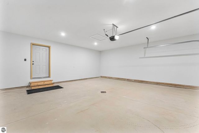 5436 Revella Lane, Grawn, MI 49637