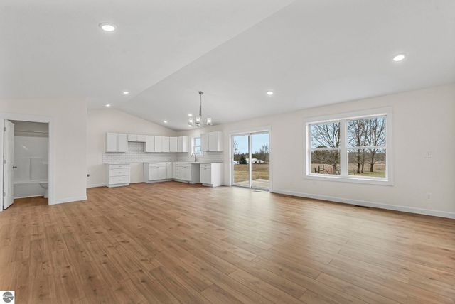 5436 Revella Lane, Grawn, MI 49637