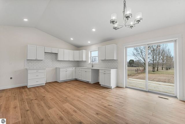 5436 Revella Lane, Grawn, MI 49637