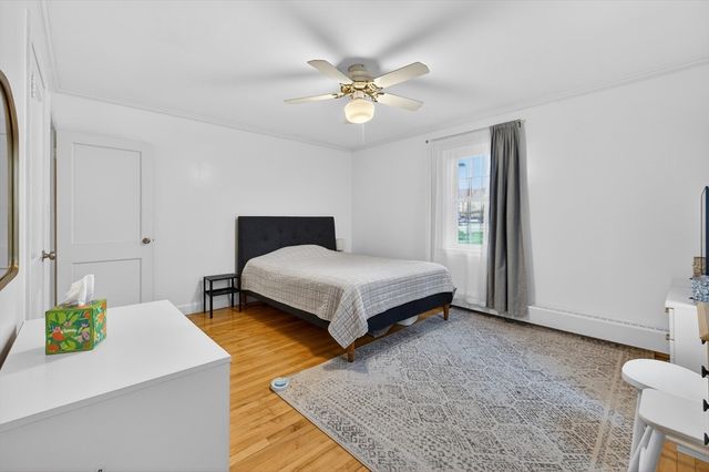 21 Hammond Pond Prkw 2, Newton, MA 02467