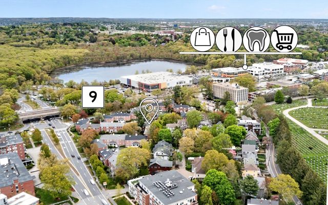 21 Hammond Pond Prkw 2, Newton, MA 02467