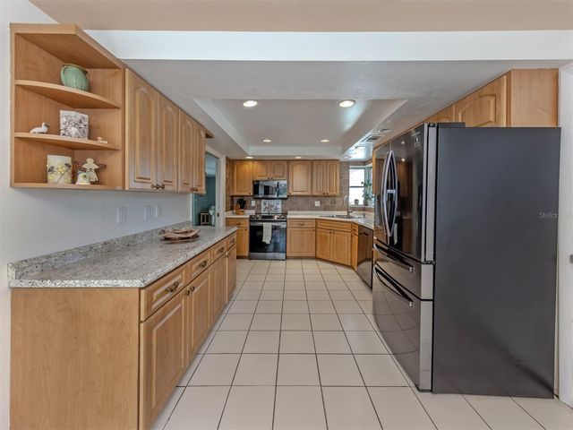 1480 LAKESIDE DRIVE, Venice, FL 34293
