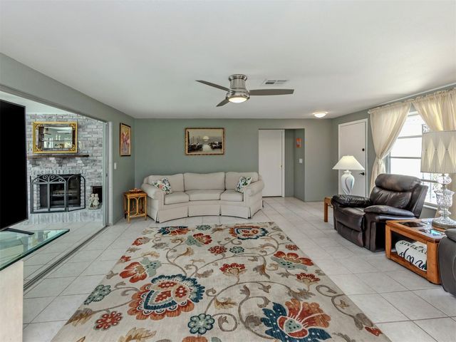 1480 LAKESIDE DRIVE, Venice, FL 34293