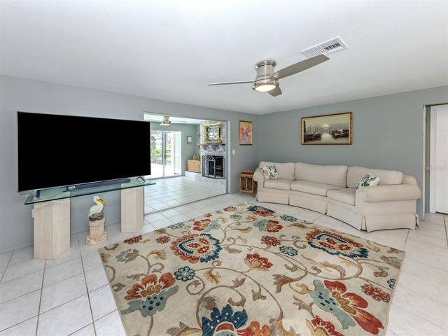 1480 LAKESIDE DRIVE, Venice, FL 34293