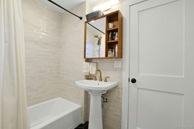 32 School Street A, Armonk, NY 10504