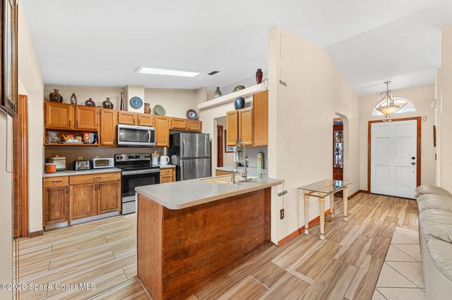 597 Balcom Terrace SE, Palm Bay, FL 32909